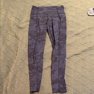Lululemon Camouflage Leggings - Fast & Free 25”